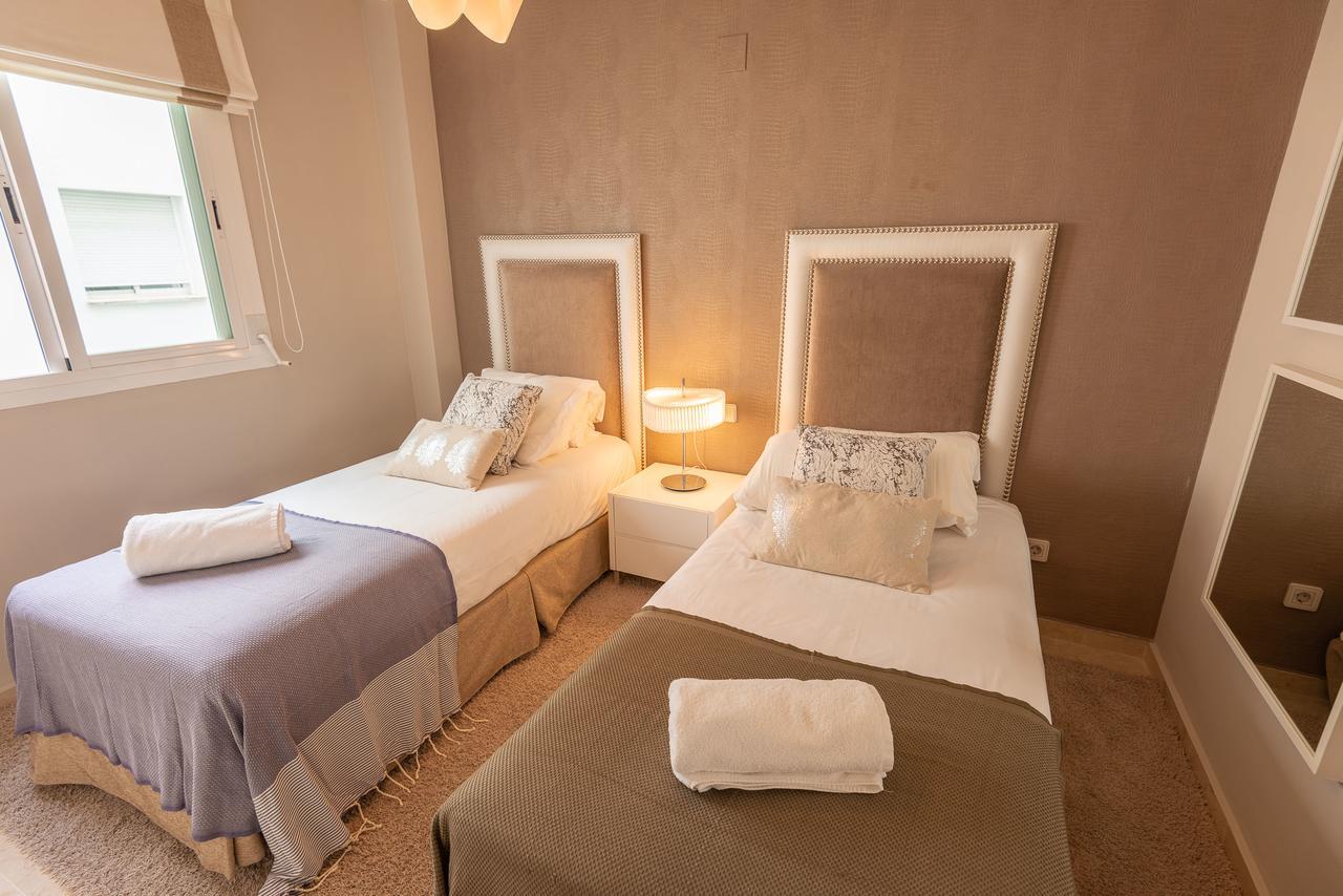 Vacation Marbella I Brand New Terrazas De Banus Apt, 24-7 Security, A Minute From The Marina, The Sea And Luxury Shopping 外观 照片